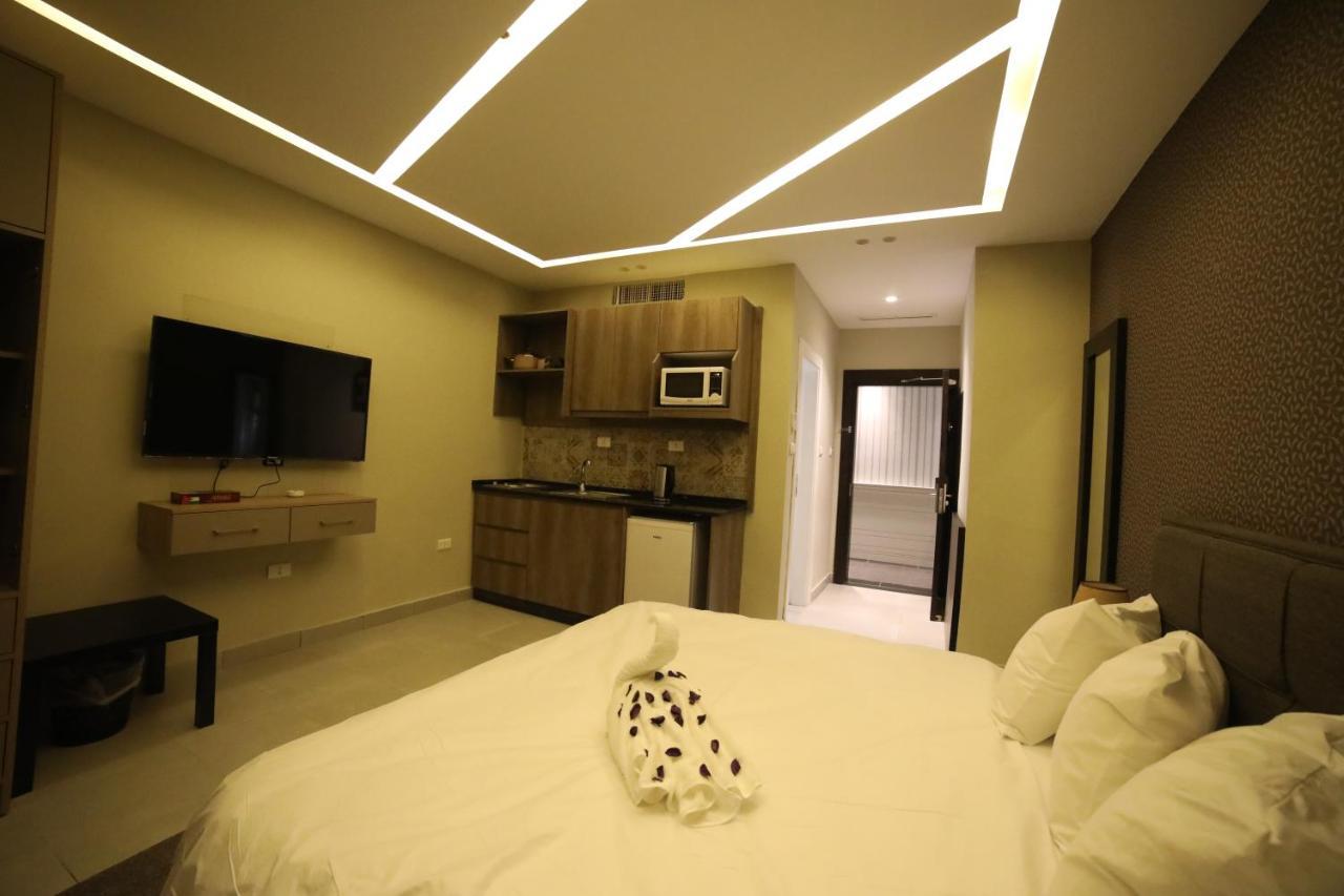 فندق صحارى الخليج Sahara Gulf Hotel Apartments Amã Exterior foto